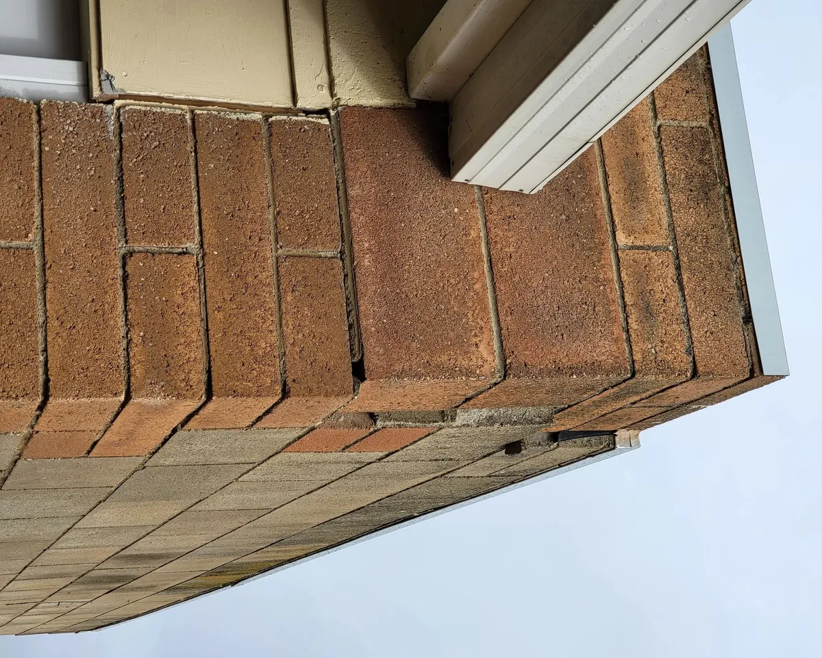 Substantial cracking and differential movement identified in brickwork during a pre-purchase inspection